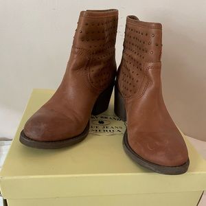 Lucky brand boots size 7.5